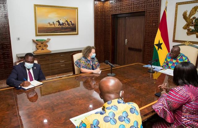 H. E. Shani Cooper in a meeting with President Nana Akufo-Addo 